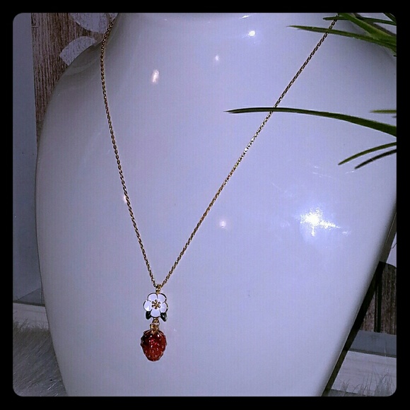 kate spade Jewelry - Kate spade Picnic perfect strawberry necklace